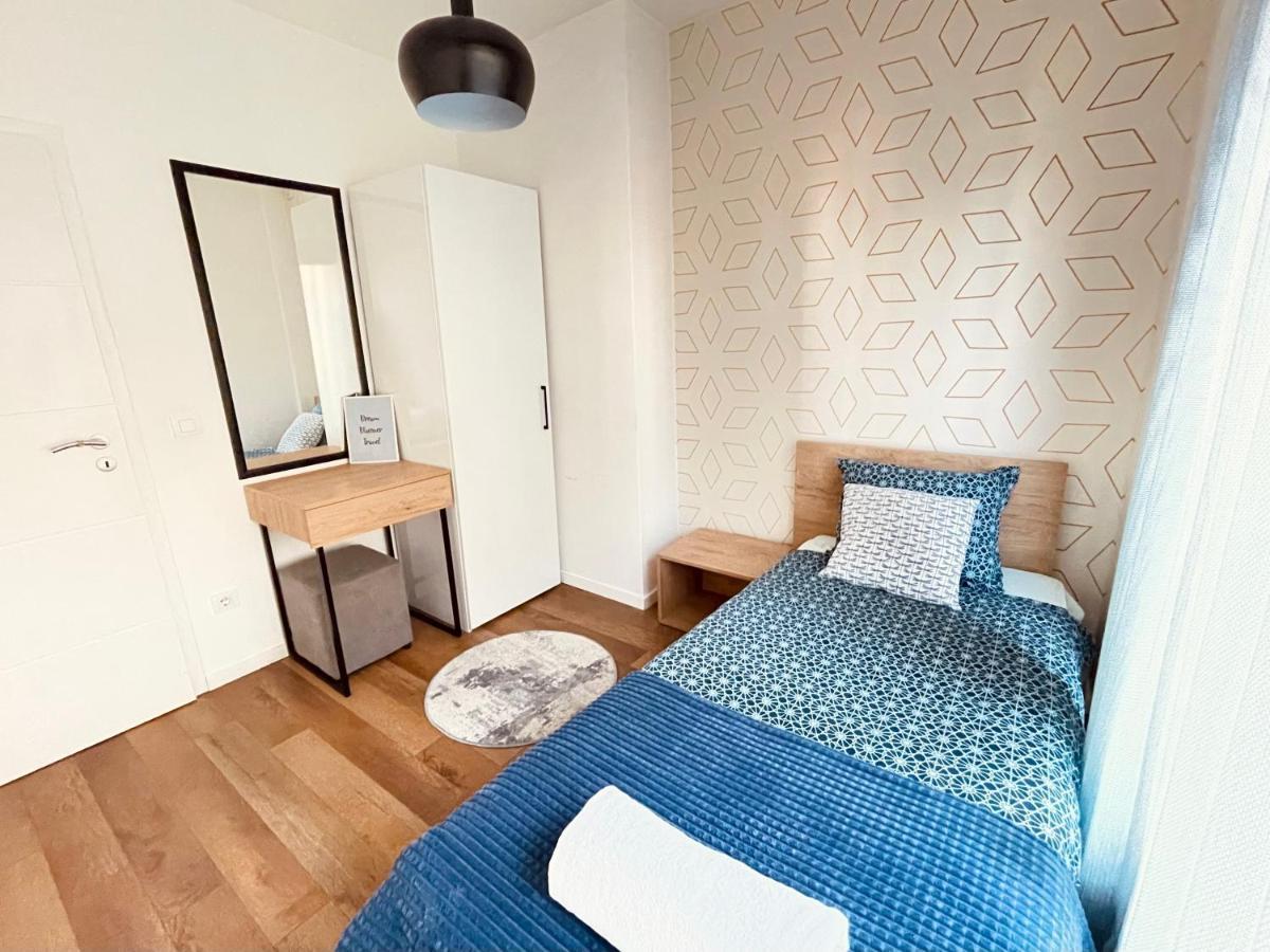 Tower Apartment Пристина Екстериор снимка
